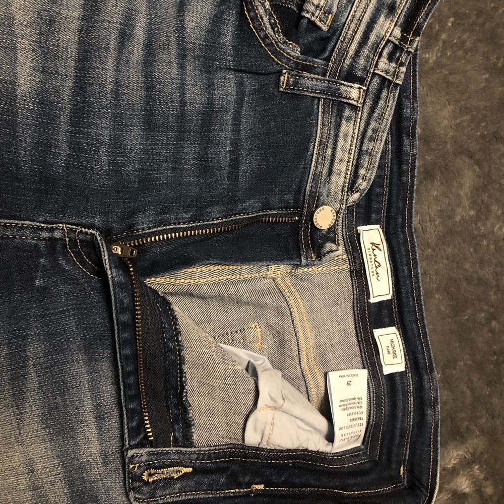 Size 29 KanCan flare jeans